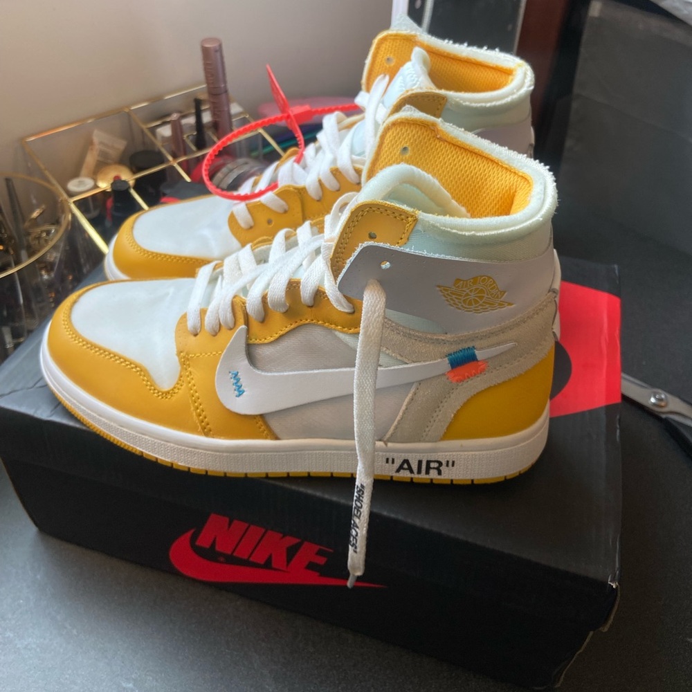 Jordan 1’s off white sneakers for sale. Reps. willing to take offers.Womens 8.5